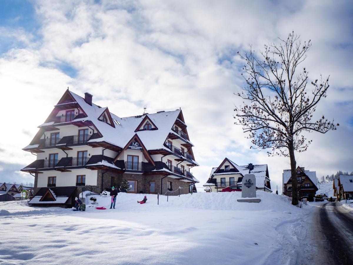 Markowy Dworek Bed & Breakfast *